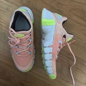 Nike Free Metcon - Women 6
